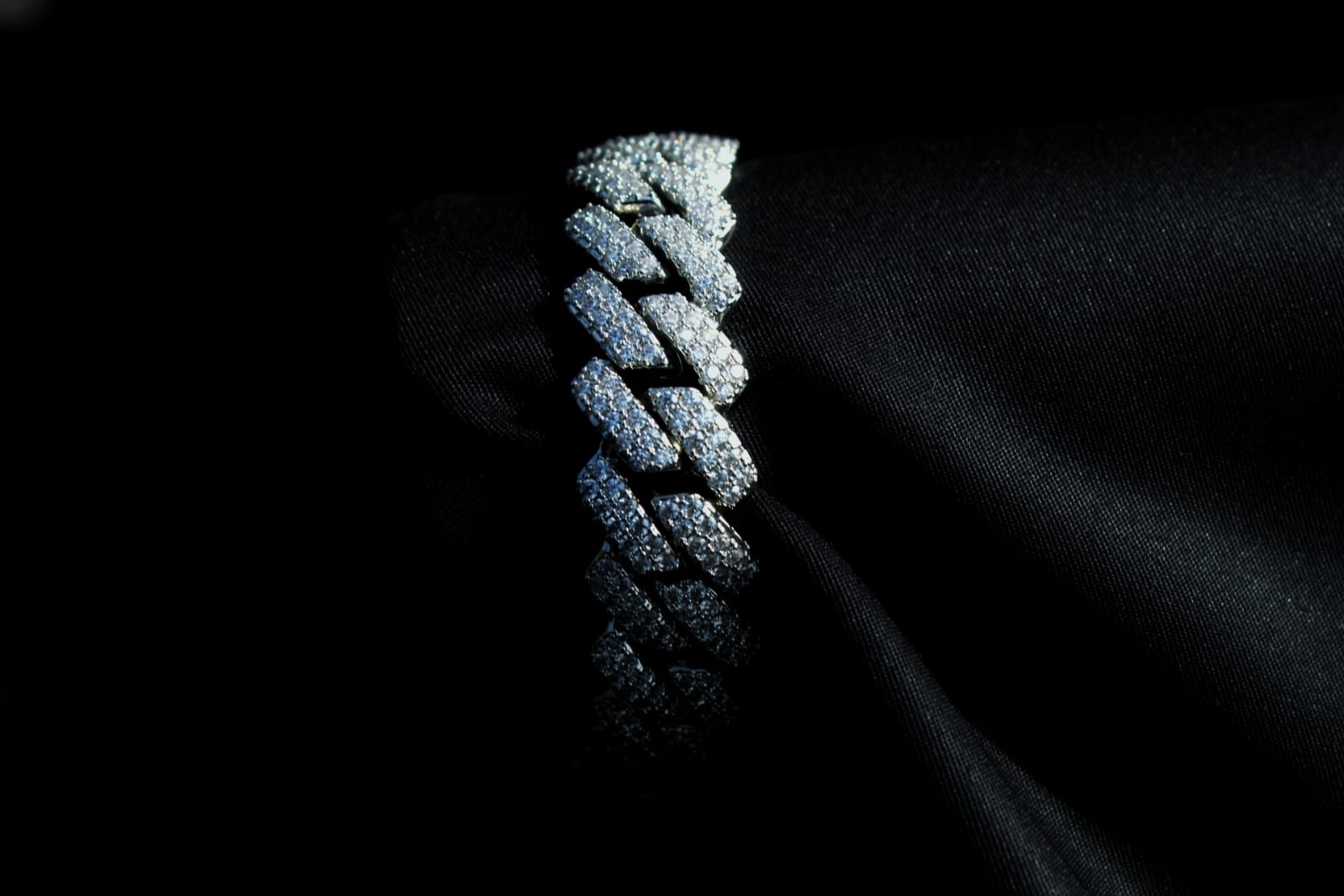 Bliss Cuban Link Bracelet White Gold